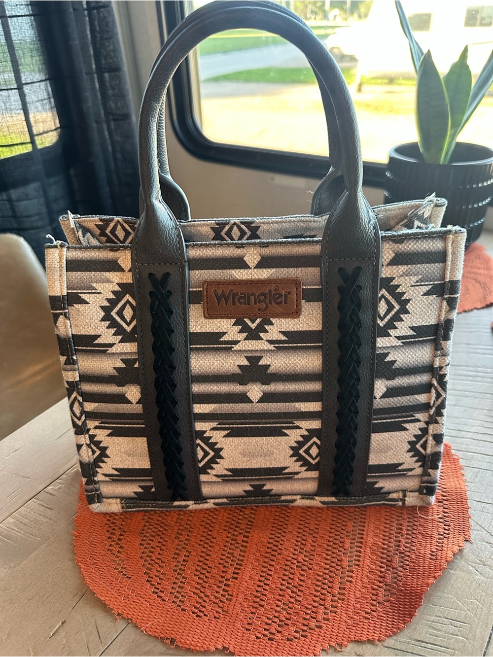 Wrangler Black and Cream Aztec Pattern Tote